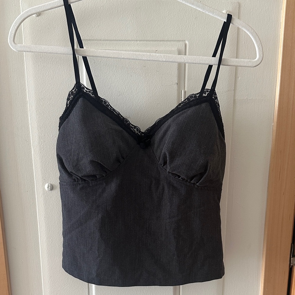 5 for $25 ⭕️ No Boundaries Charcoal Lace Trim Camisole